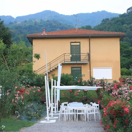 Sweet Casati&gilardi, Speedboat On Villa *